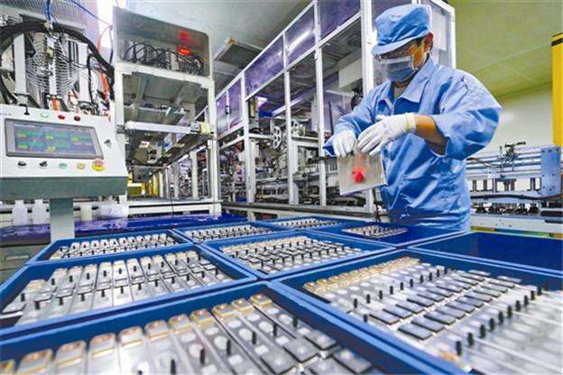 擬投資15億元建設(shè)硅碳負(fù)極、添加劑等鋰電材料項(xiàng)目